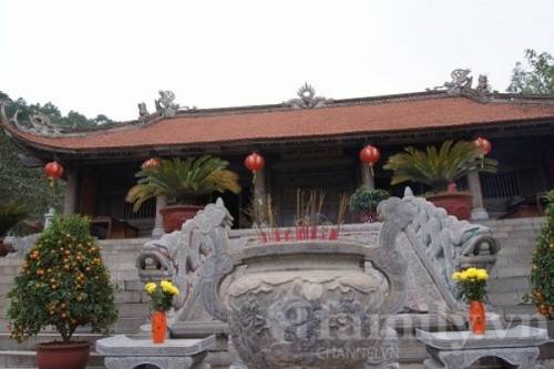 Đền thờ Nguyễn Trãi 