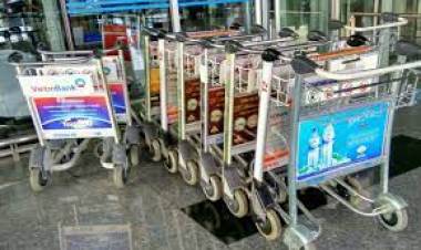 Chàng trai quê Chí Linh để quên túi chứa hơn 800 nghìn Yen Nhật ở xe đẩy sân bay