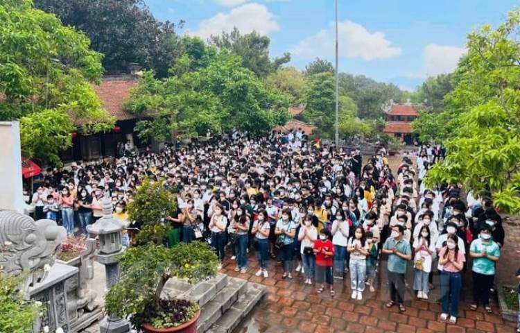2 ngày nghỉ lễ, khu di tích Côn Sơn - Kiếp Bạc đón hơn 11.000 lượt khách