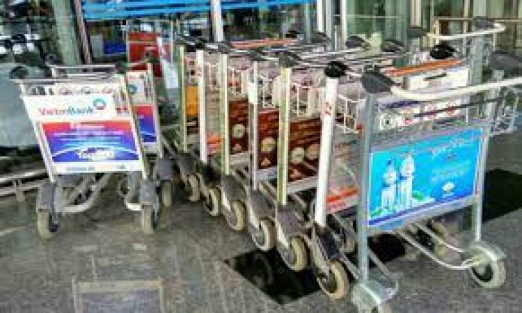 Chàng trai quê Chí Linh để quên túi chứa hơn 800 nghìn Yen Nhật ở xe đẩy sân bay